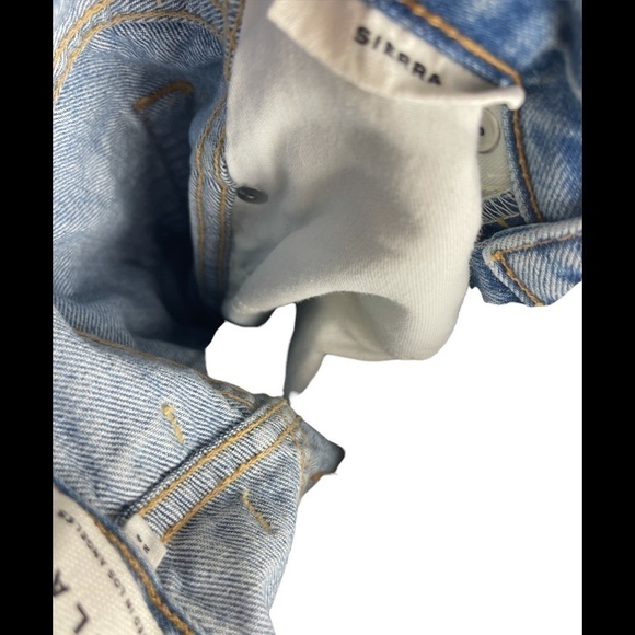 SLVRLAKE. NWOT Sierra Twisted Slim Straight Jeans w/ Splits Size 29 - Picture 7 of 7